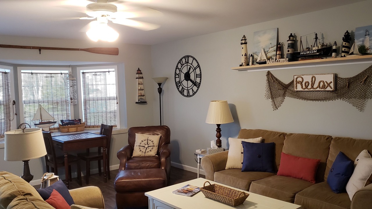 Photo of Livingroom in North Lakeport
