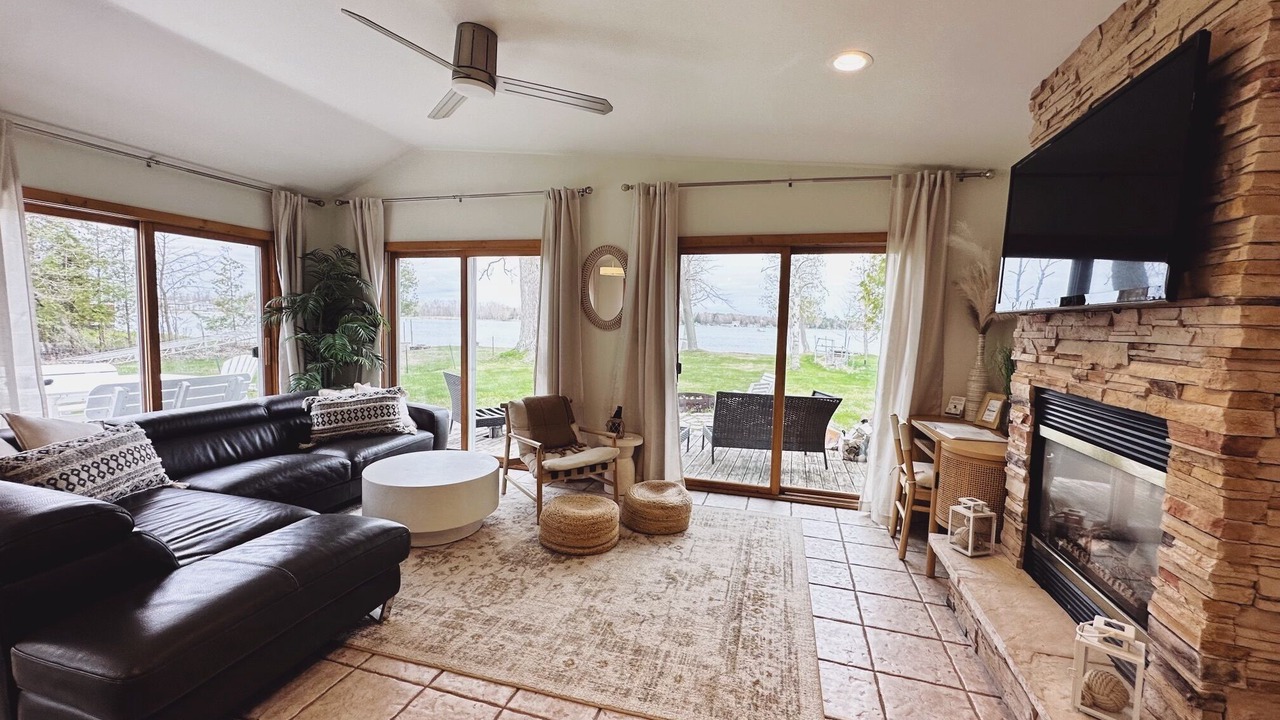 Photo of Livingroom in Sturgeon Bay