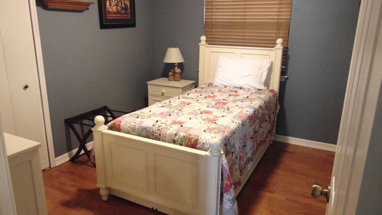 Photo of Bedroom in Sunridge South