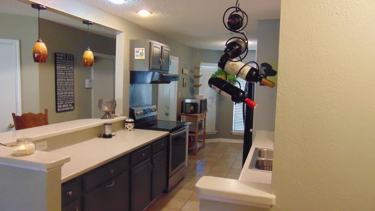 Photo of Kitchen in Sunridge South