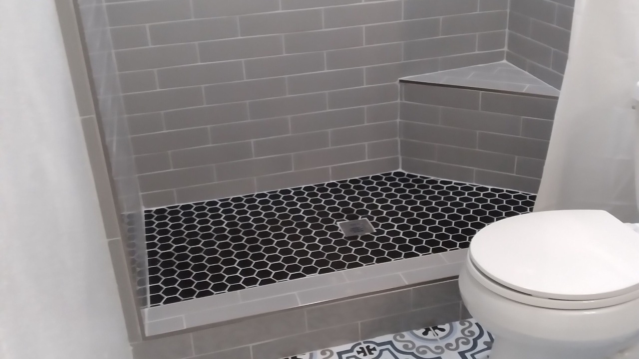 Photo of Bathroom in Sunridge South