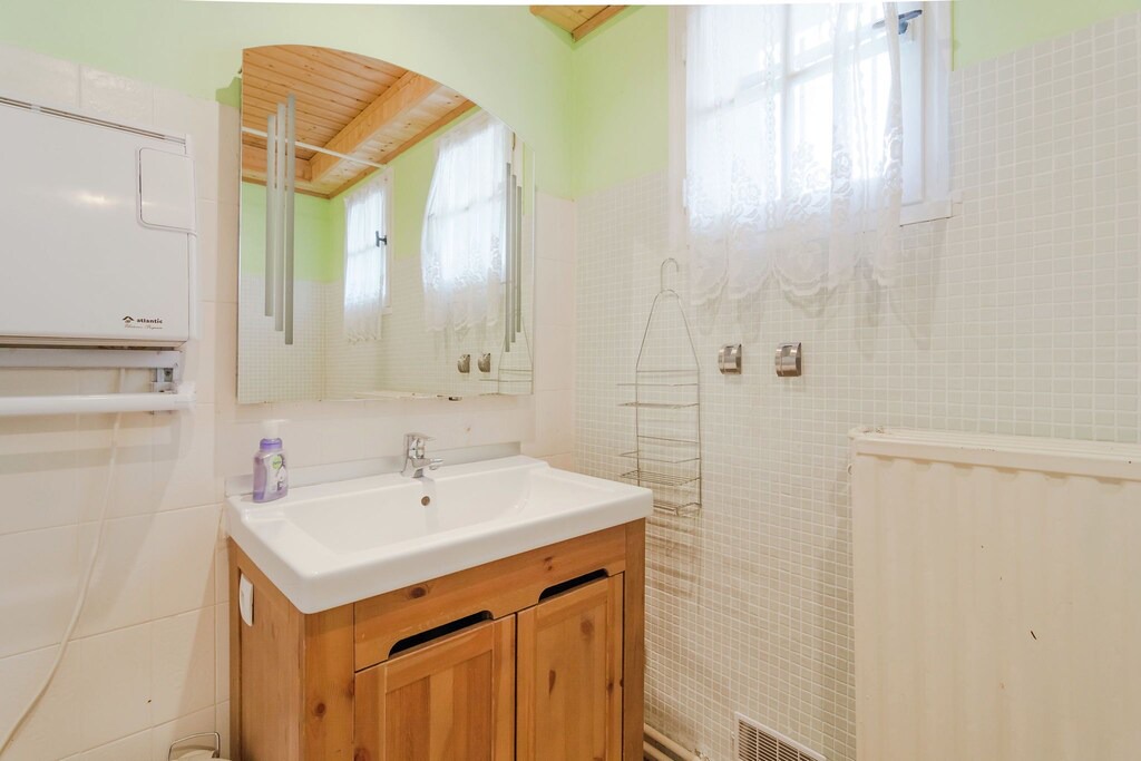 Photo of Bathroom in Salazac