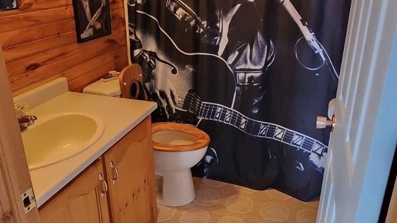 Photo of Bathroom in Borden-Carleton