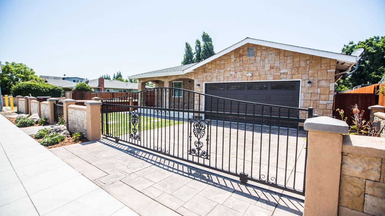 Photo of Outdoor in East Palo Alto