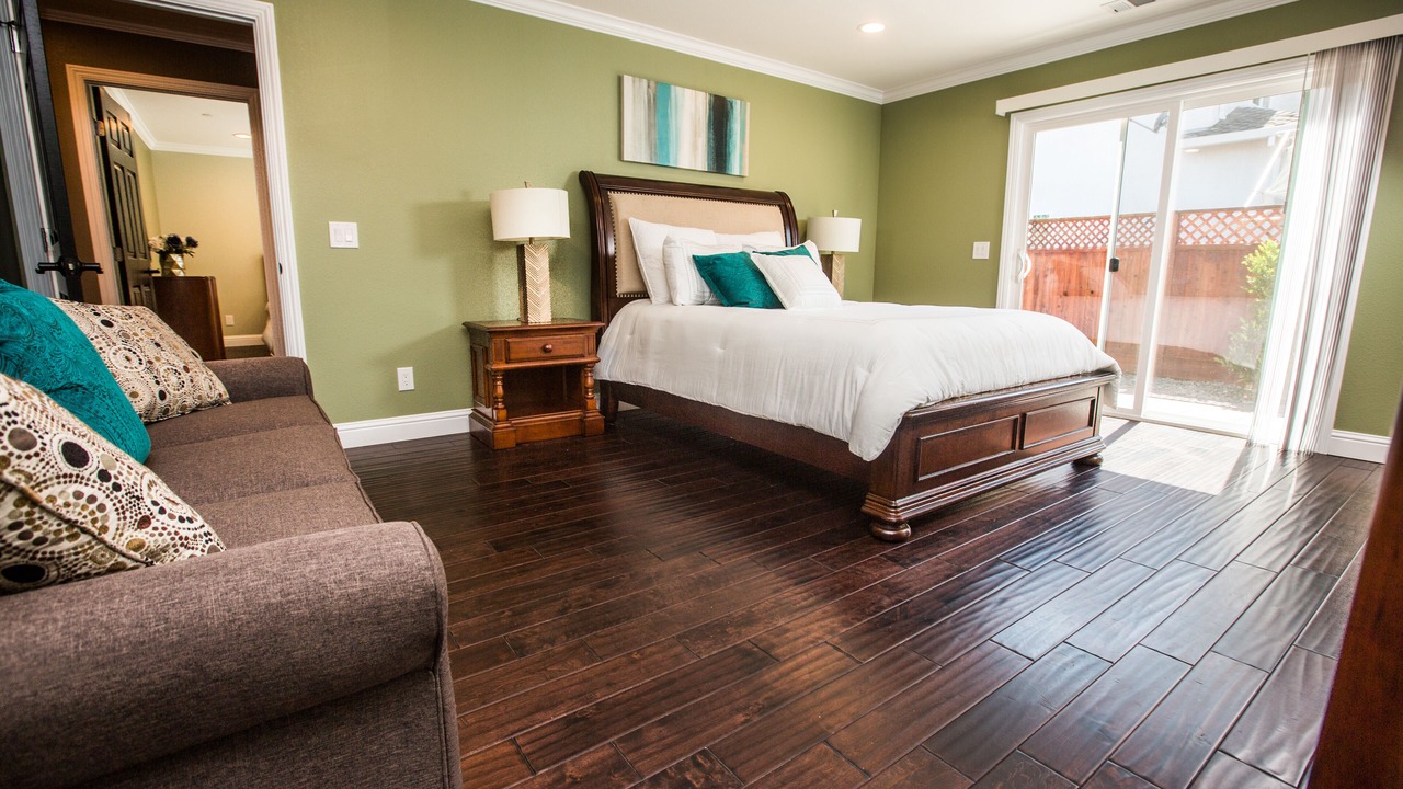 Photo of Bedroom in East Palo Alto