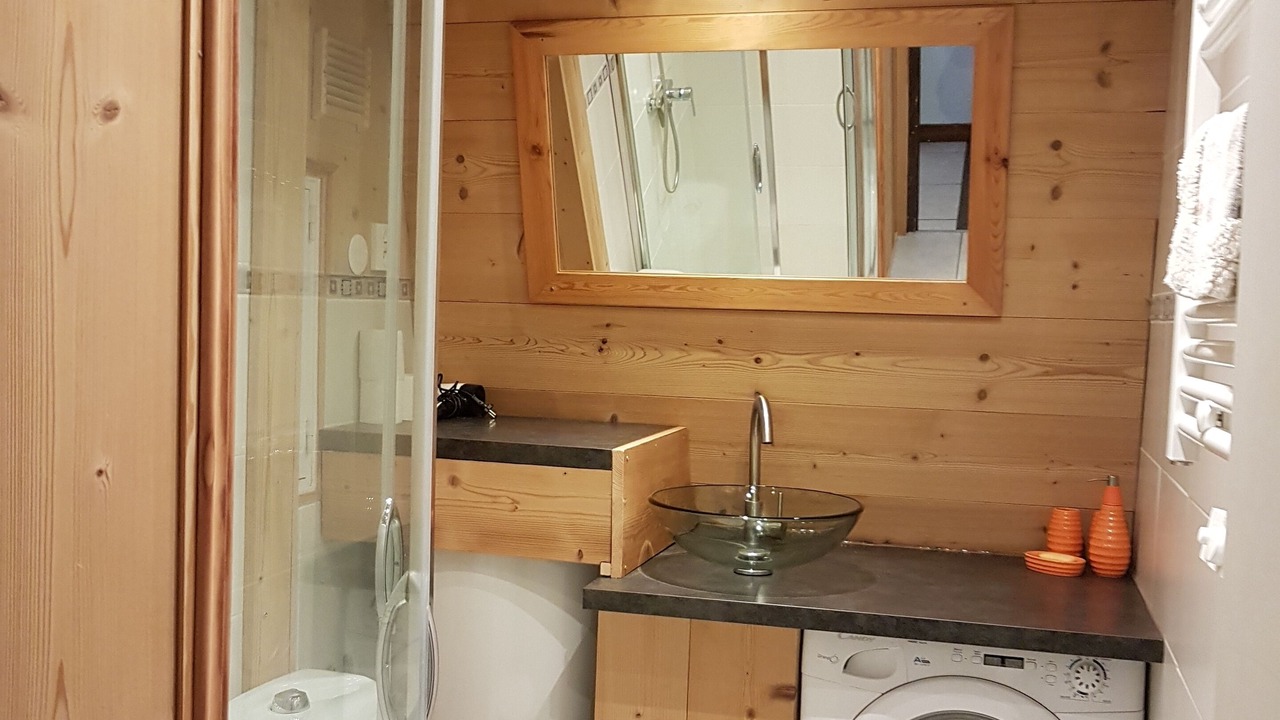 Photo of Bathroom in Chamonix City Centre