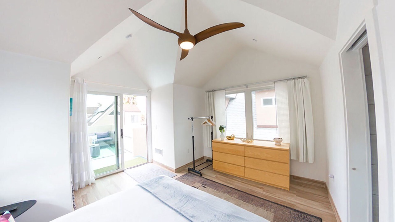 Photo of Bedroom in Mission Beach