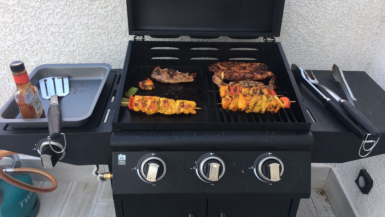 Photo of Others in Razimbaud