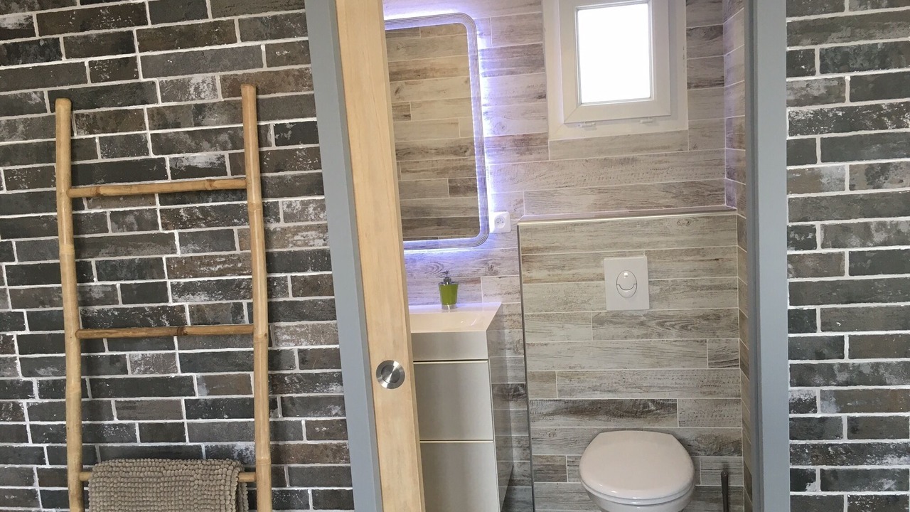 Photo of Bathroom in Razimbaud