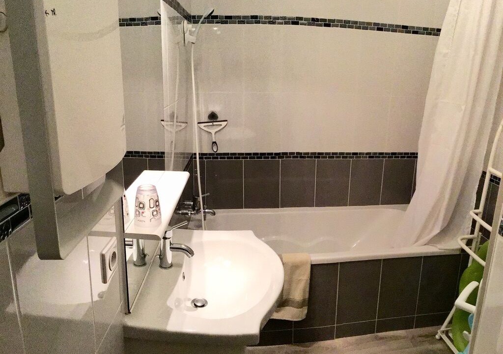 Photo of Bathroom in La Boissiere-des-Landes