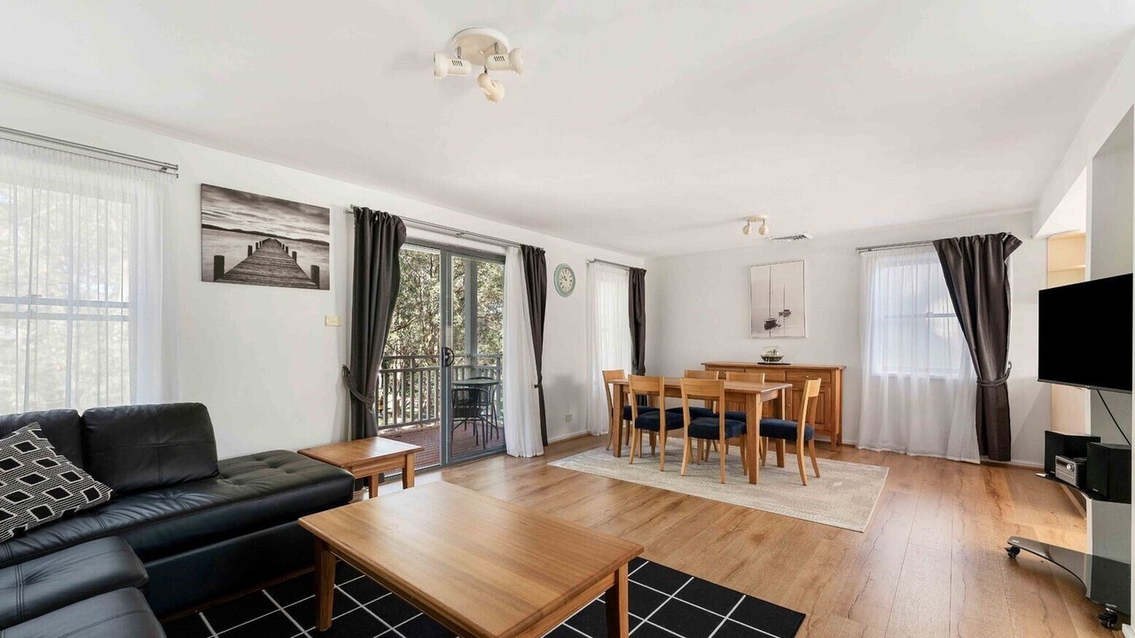 Photo of Livingroom in Cams Wharf