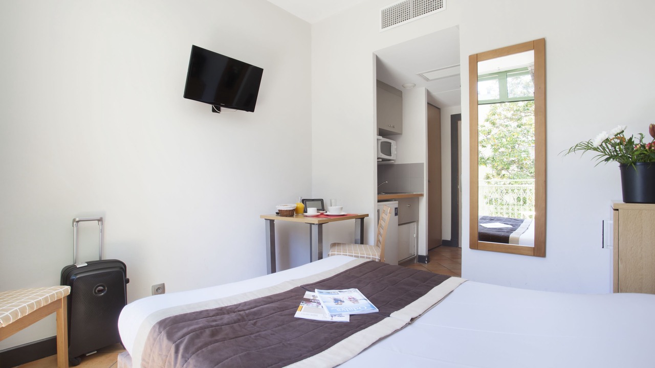 Photo of Bedroom in Gambetta