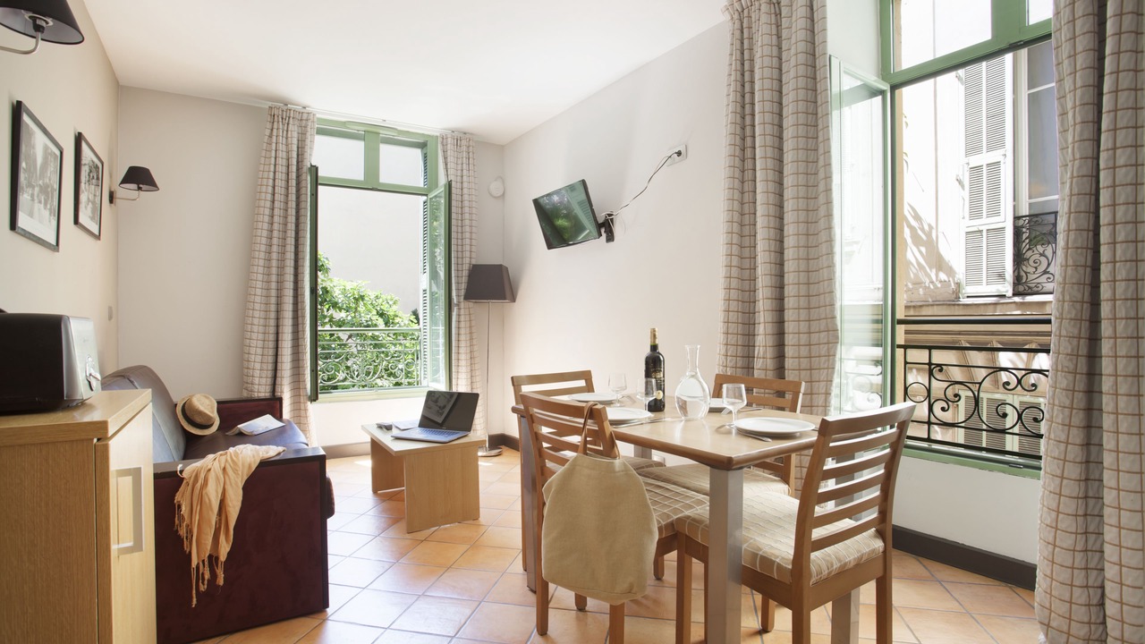 Photo of Livingroom in Gambetta