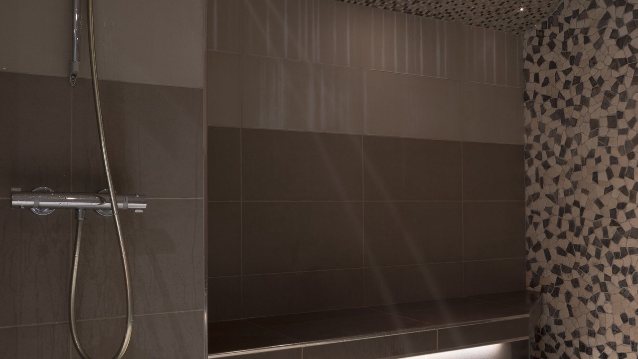 Photo of Bedroom in Ferney-Voltaire