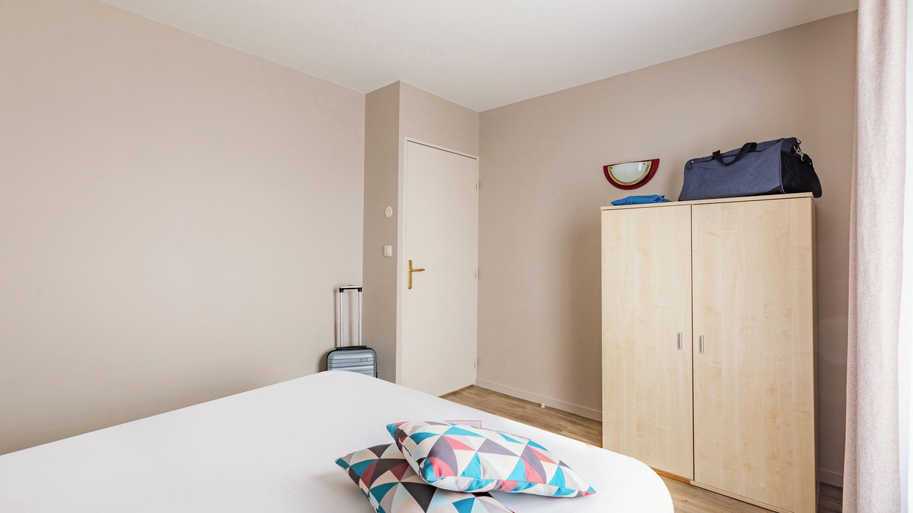 Photo of Bedroom in Madeleine-Champ de Mars