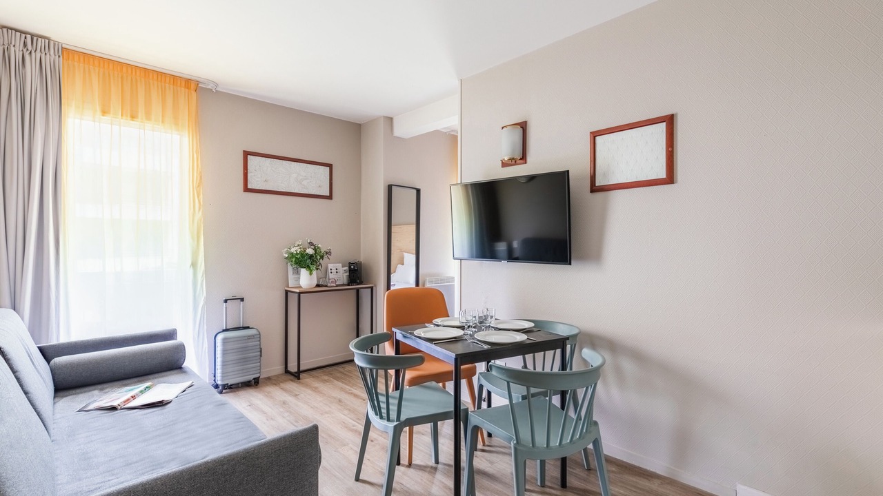 Photo of Bedroom in Madeleine-Champ de Mars