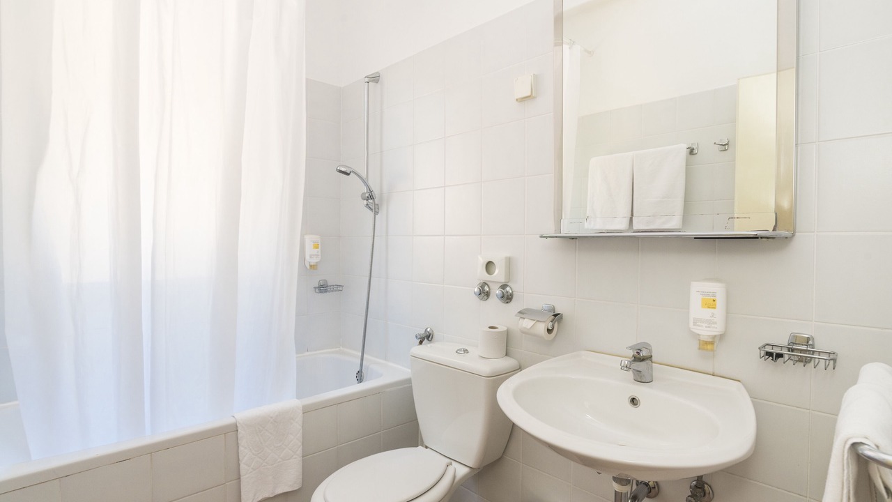 Photo of Bathroom in Katoro