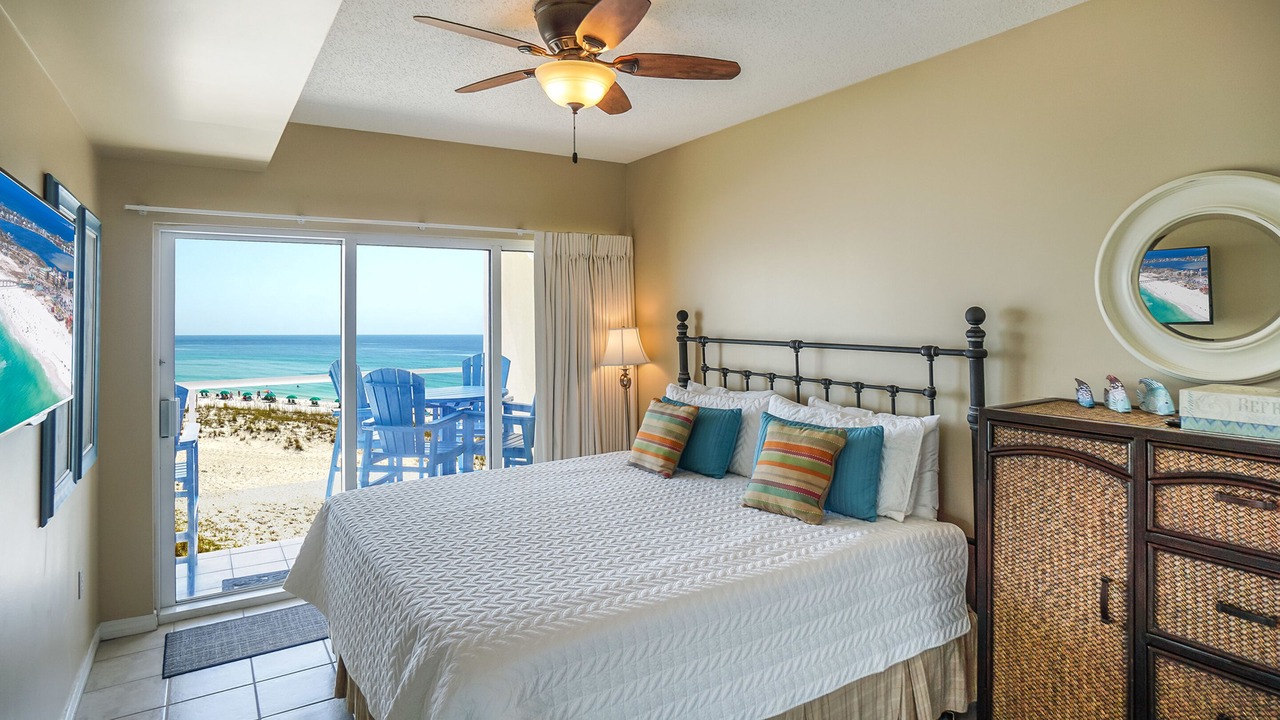 Photo of Bedroom in Pensacola Beach