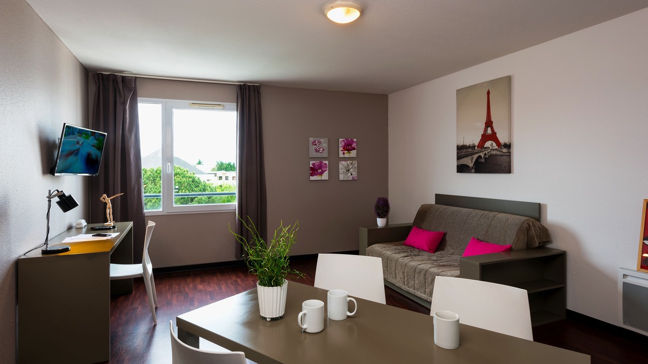 Photo of Bedroom in Talence