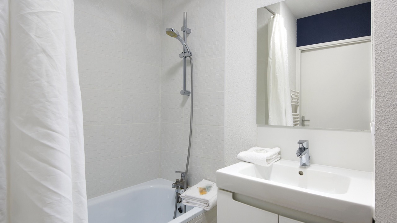 Photo of Bathroom in Talence