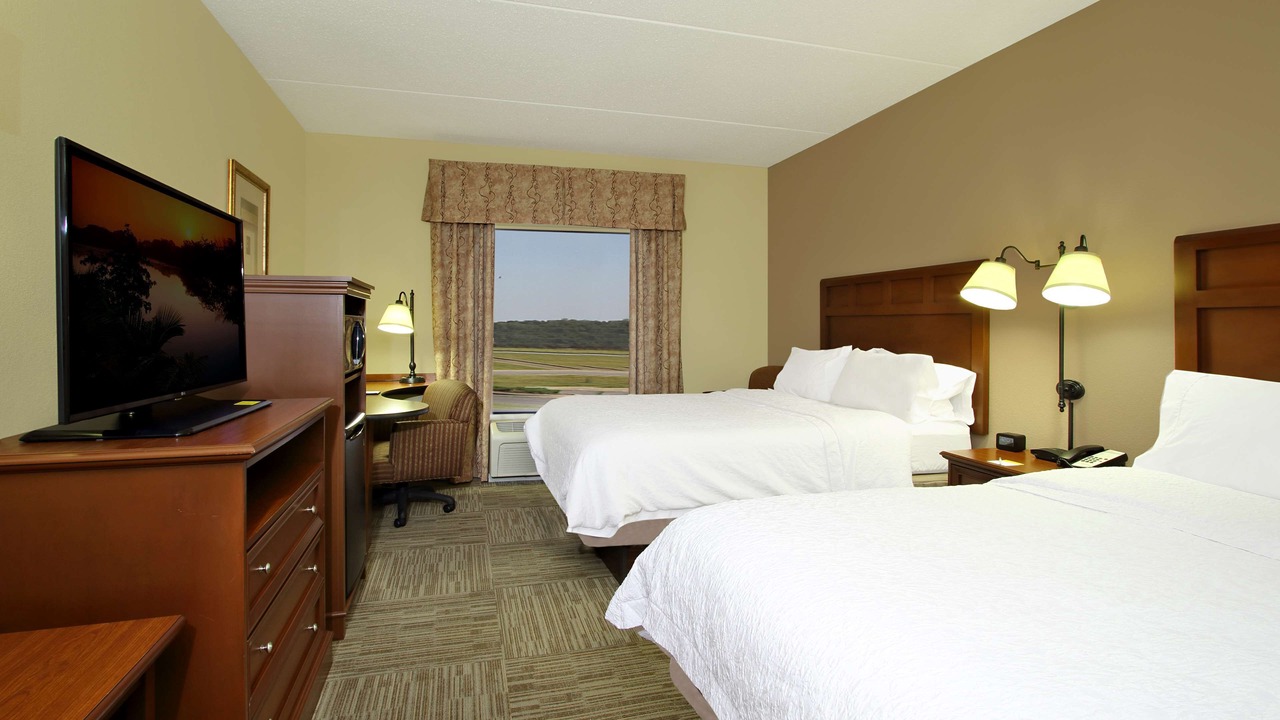 Photo of Bedroom in Madisonville