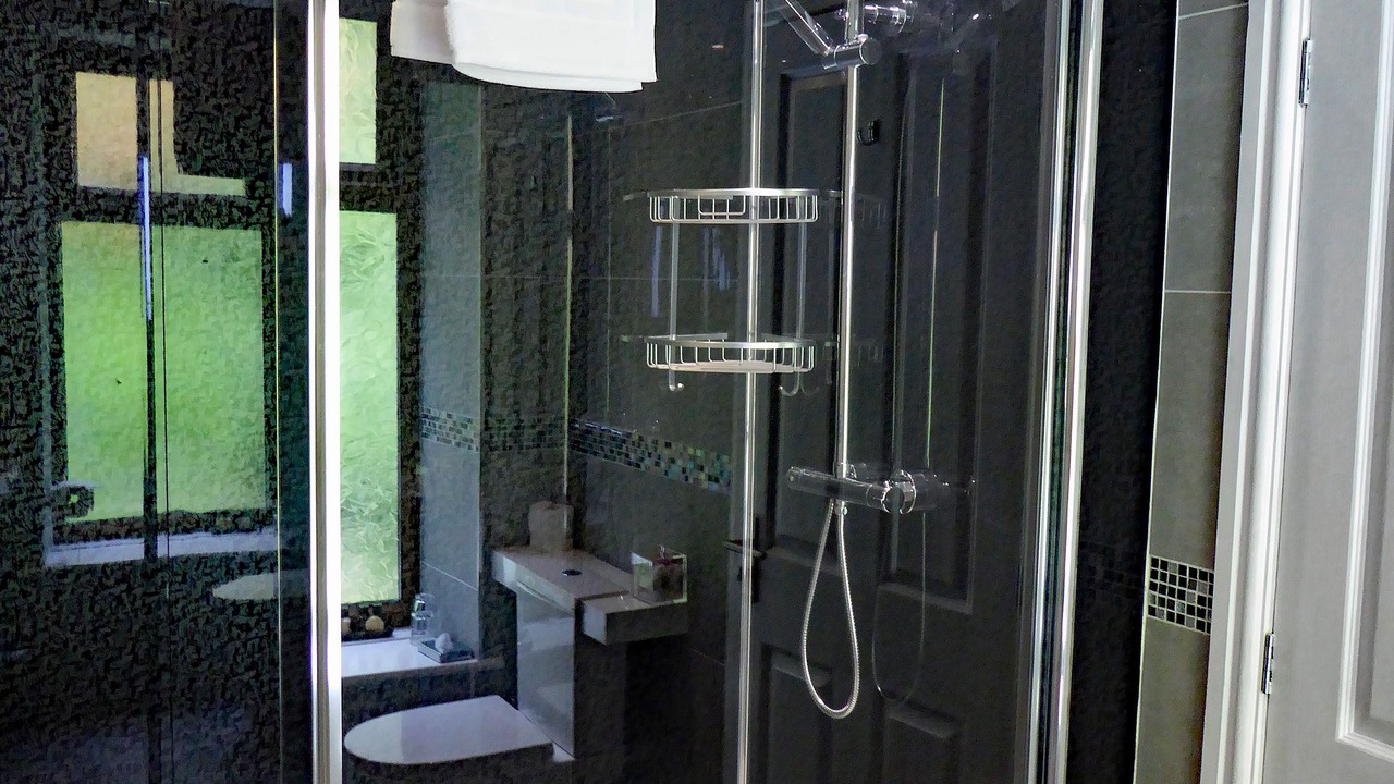 Photo of Bathroom in Barmouth