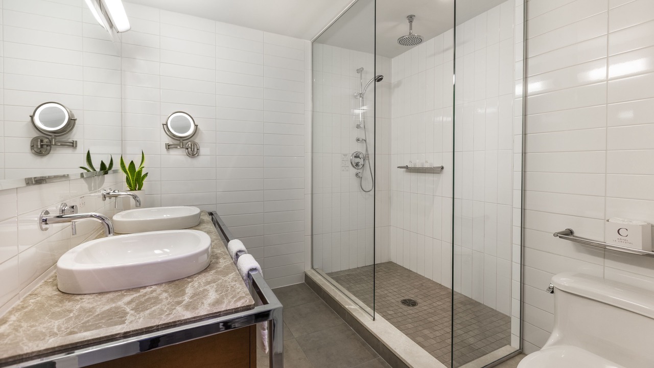 Photo of Bathroom in Downtown Montreal