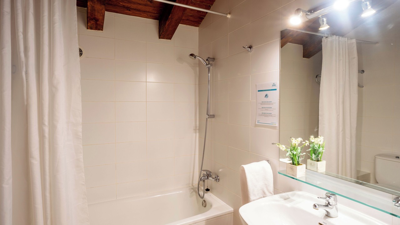 Photo of Bathroom in Ransol