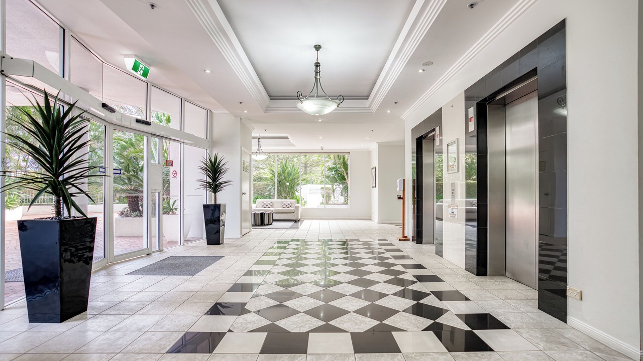 Photo of Others in Main Beach