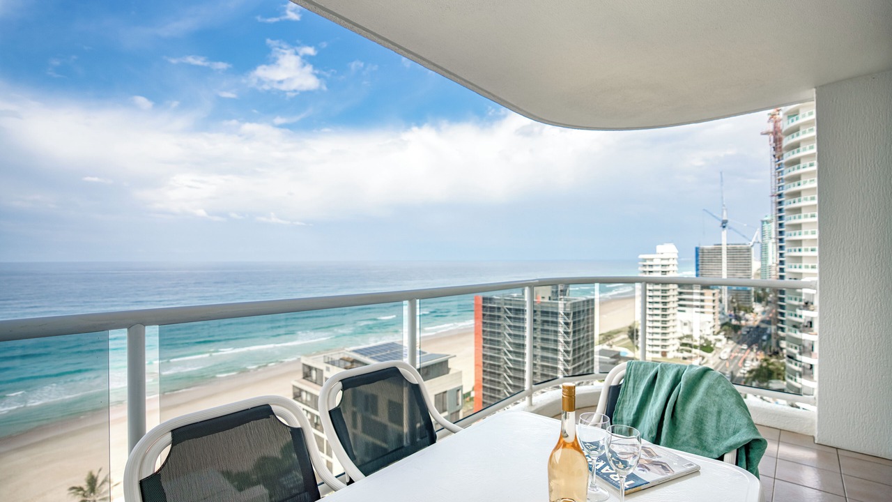 Photo of Patio Balcony in Main Beach