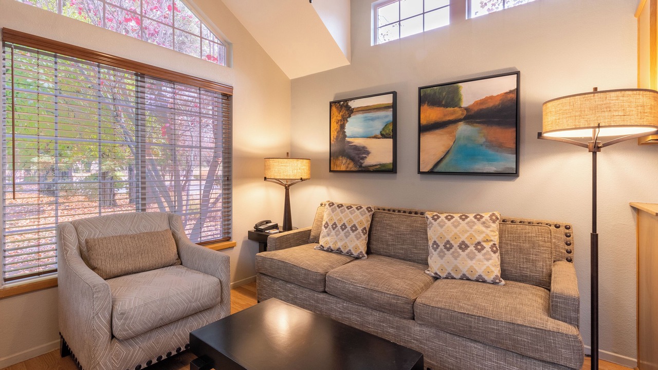 Photo of Livingroom in Napa