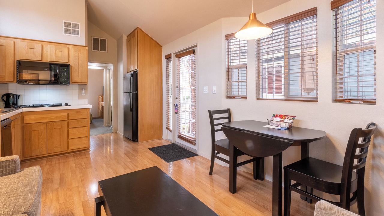 Photo of Livingroom in Napa