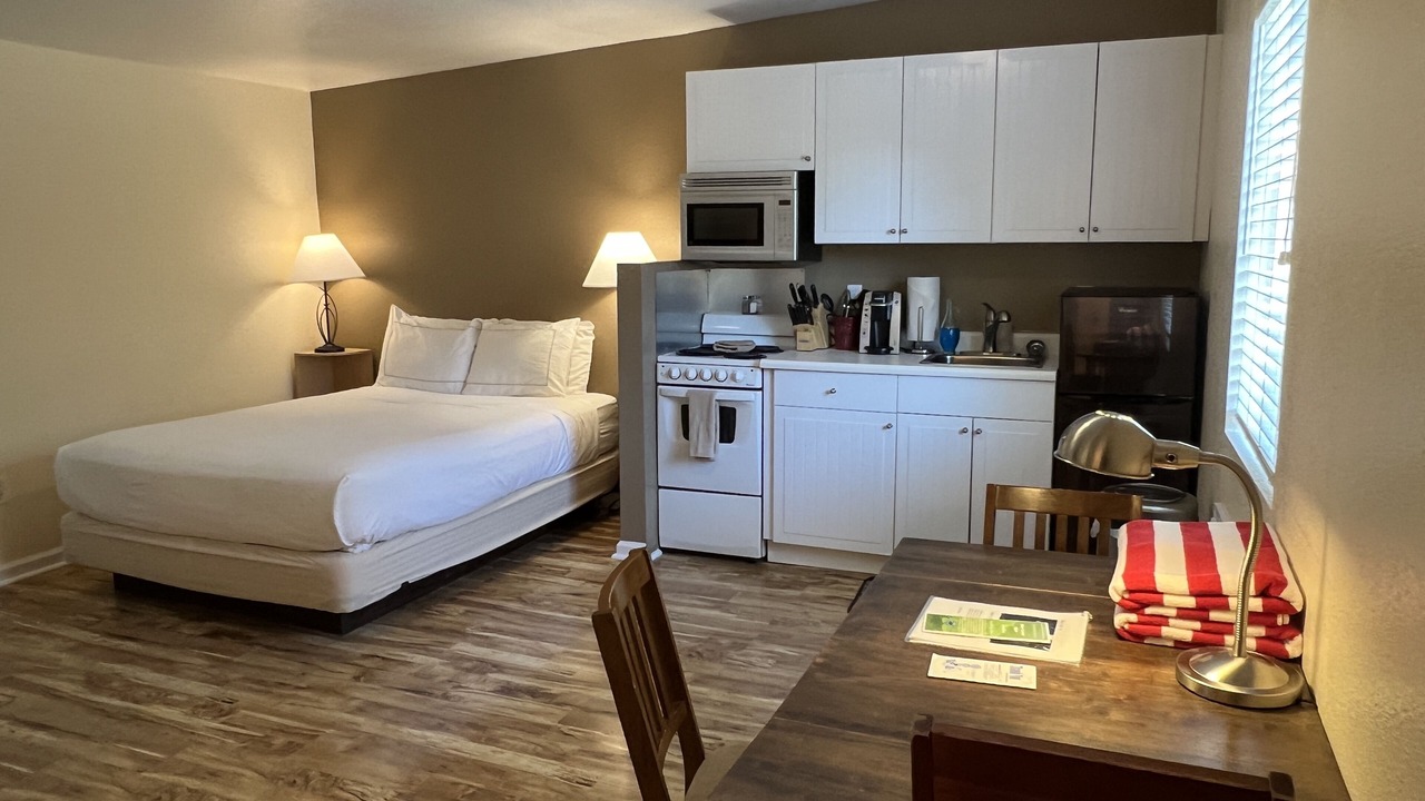 Photo of Kitchen in Clearlake Park