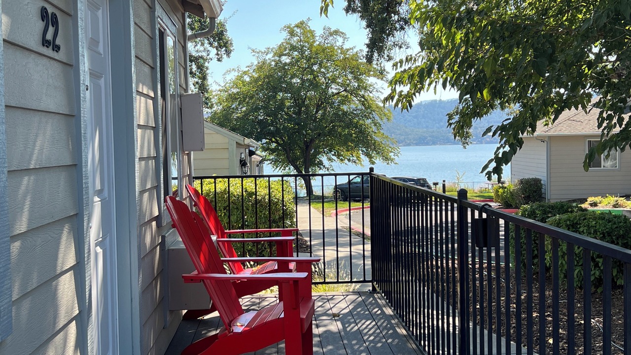 Photo of Patio Balcony in Clearlake Park