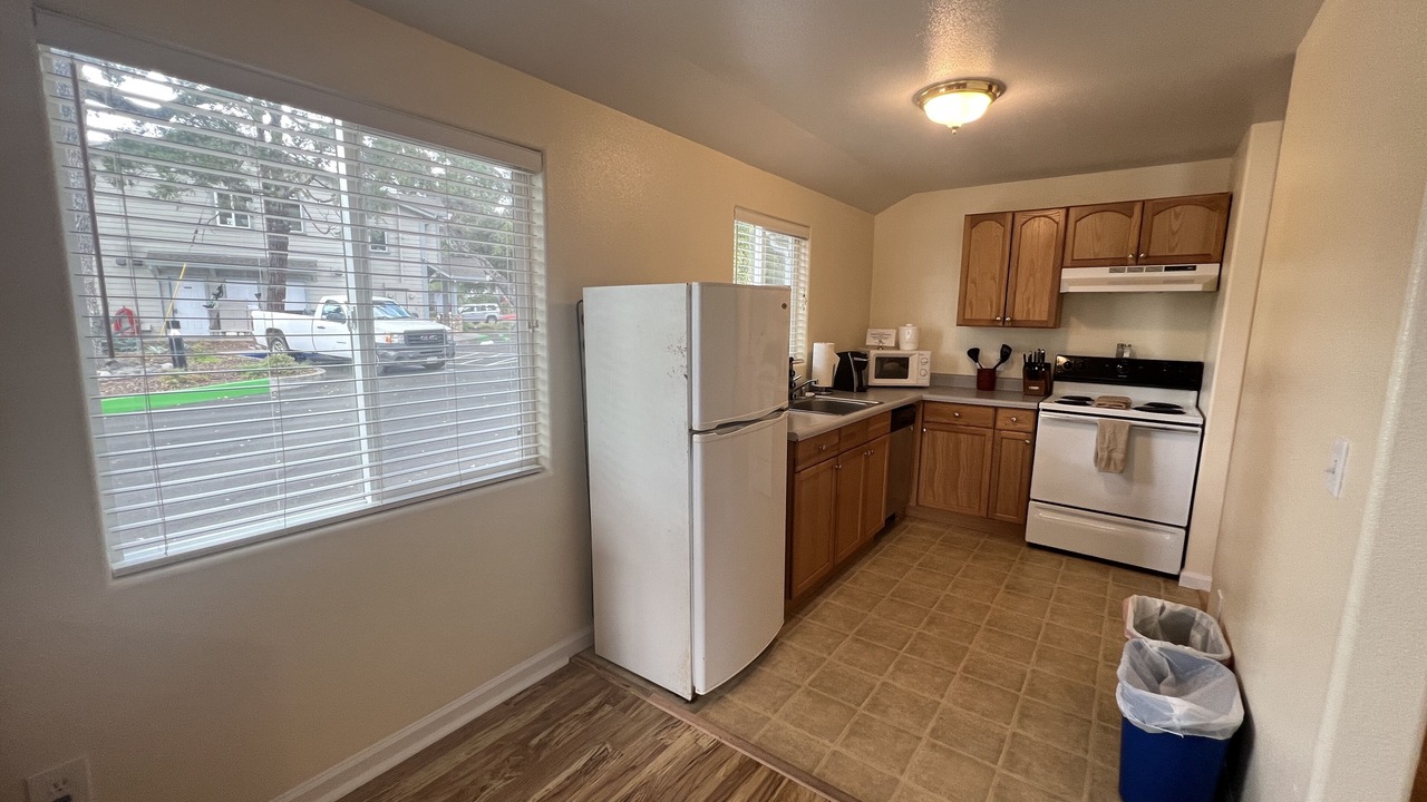 Photo of Kitchen in Clearlake Park