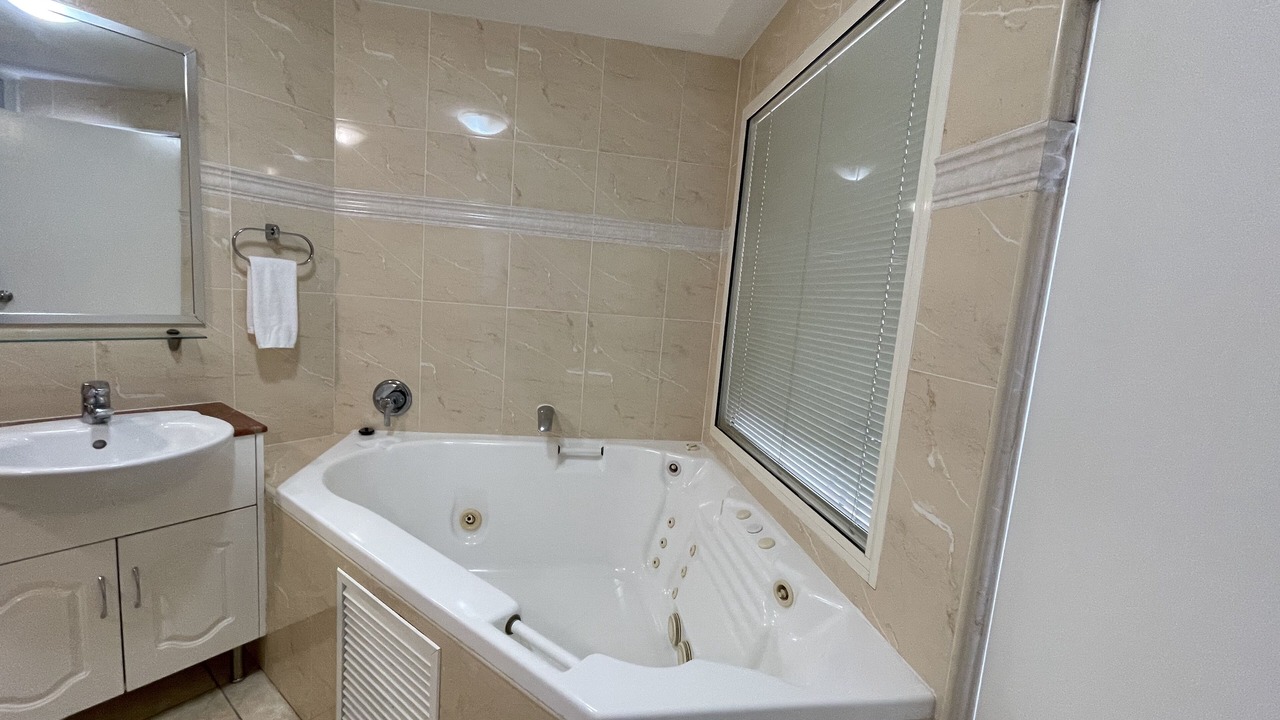 Photo of Bathroom in Tea Gardens