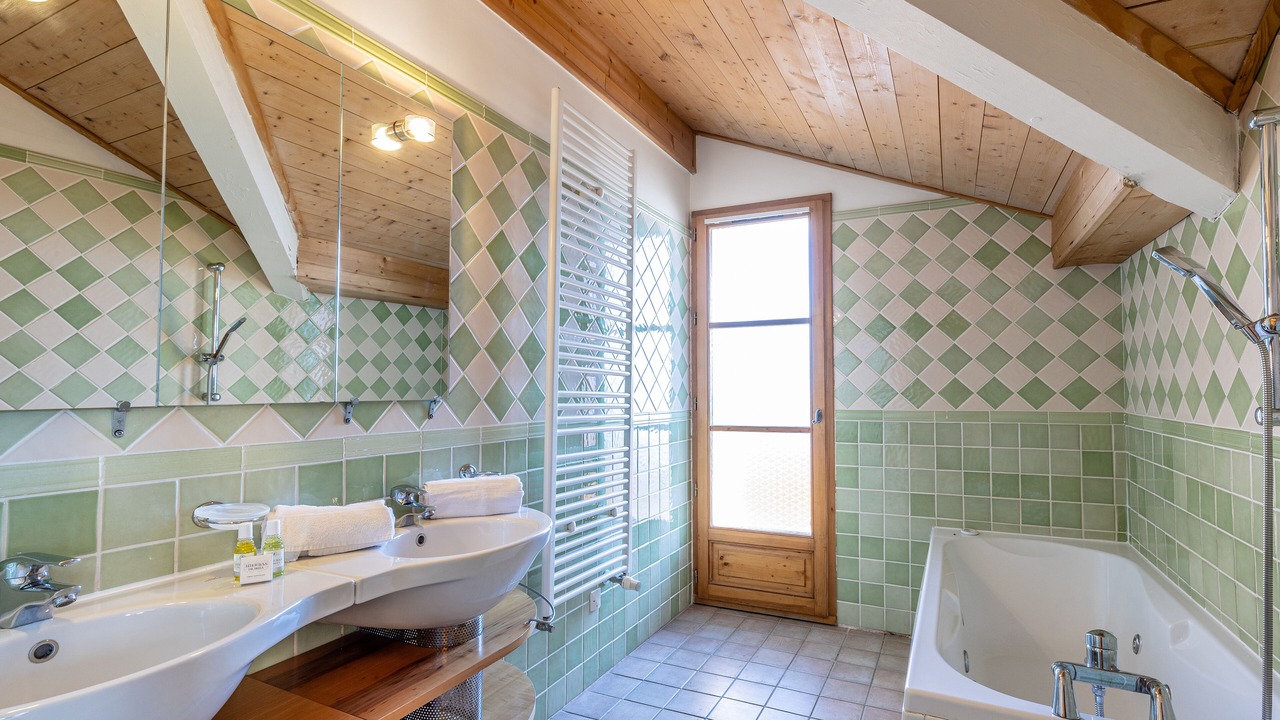 Photo of Bathroom in Bergers