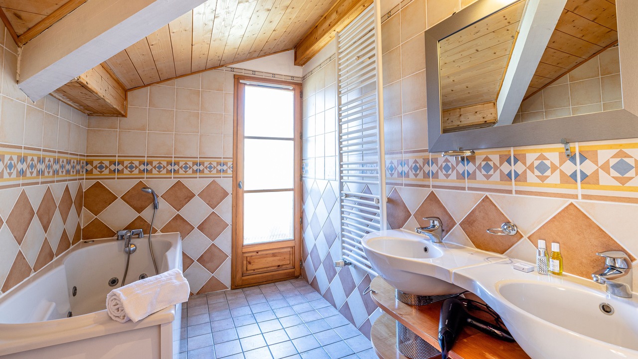 Photo of Bathroom in Bergers