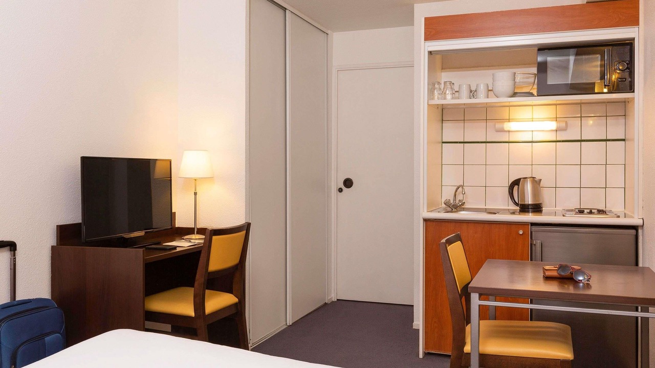 Photo of Bedroom in Faubourg de l'Arche