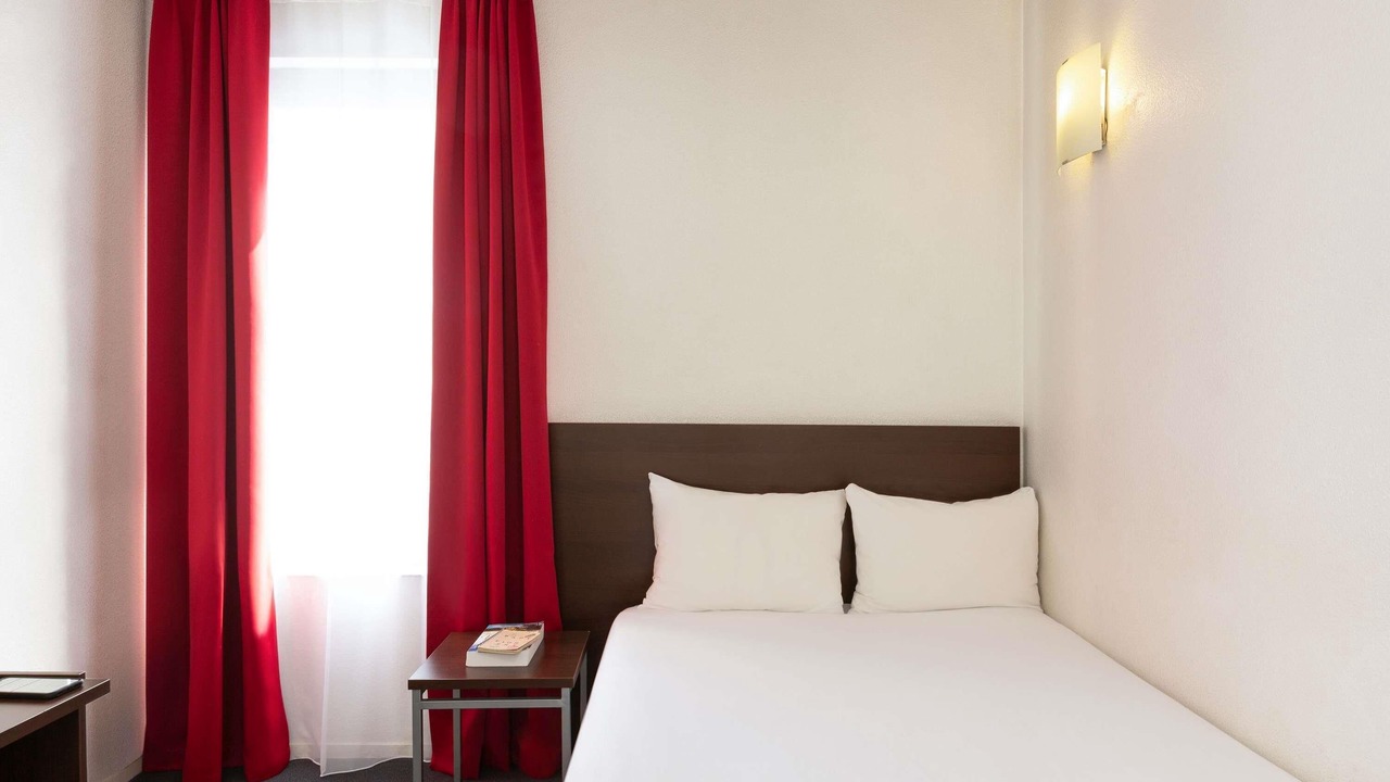 Photo of Bedroom in Faubourg de l'Arche