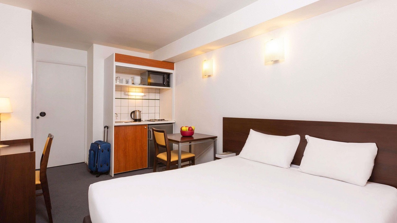 Photo of Bedroom in Faubourg de l'Arche