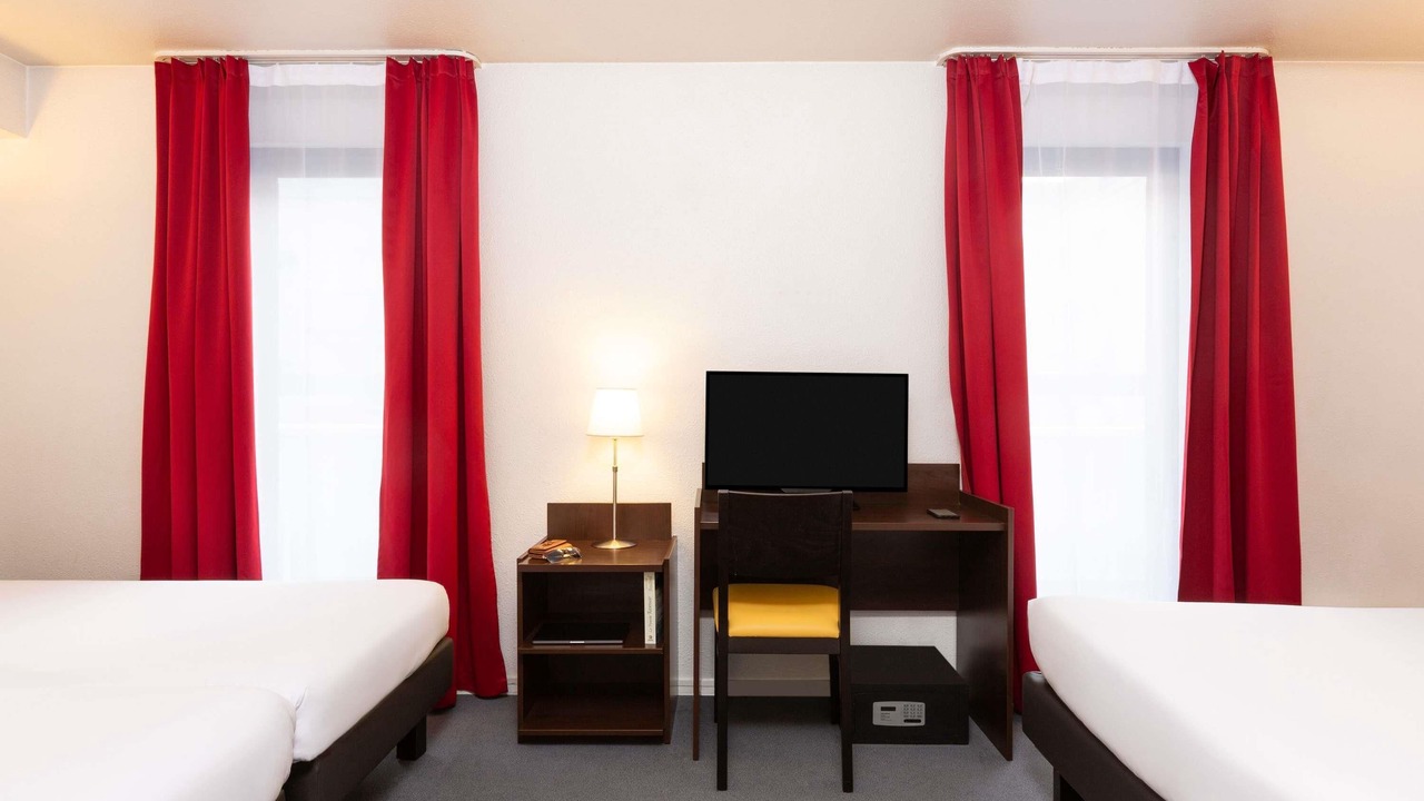 Photo of Bedroom in Faubourg de l'Arche