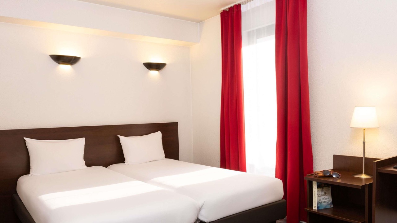 Photo of Bedroom in Faubourg de l'Arche