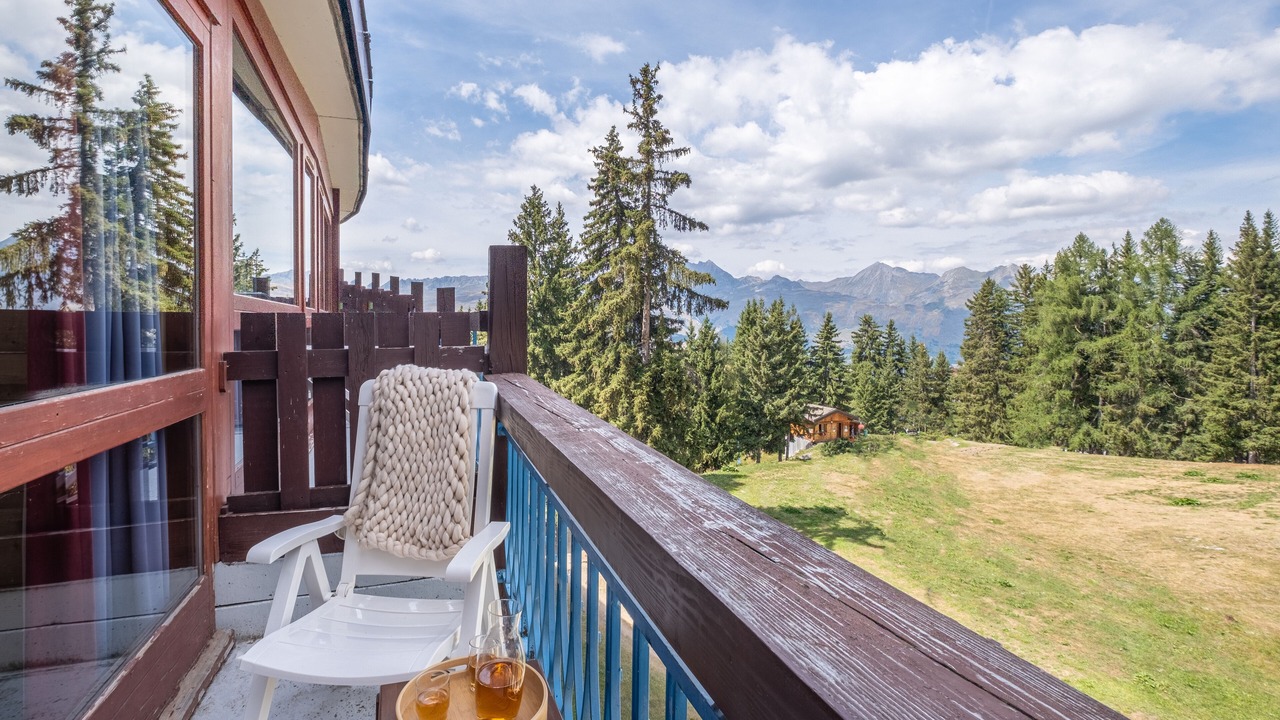 Photo of Patio Balcony in Arc-1600