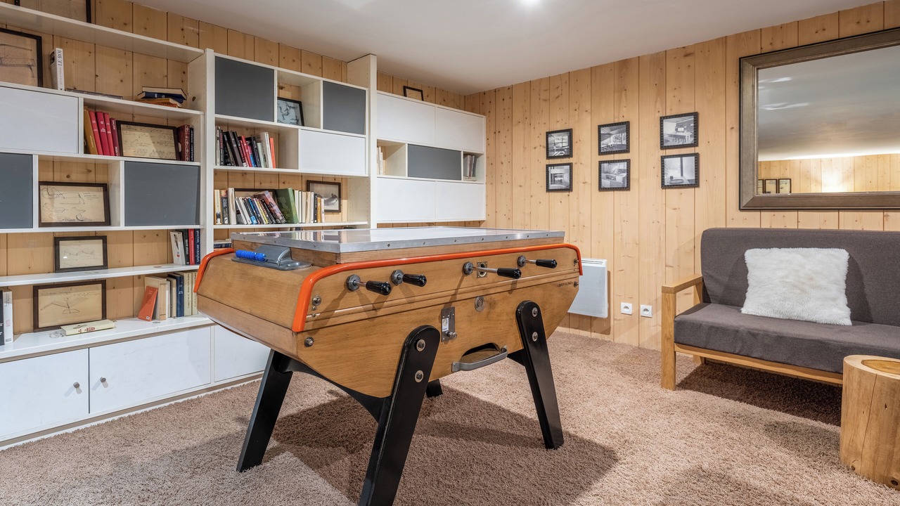 Photo of Others in Arc-1600