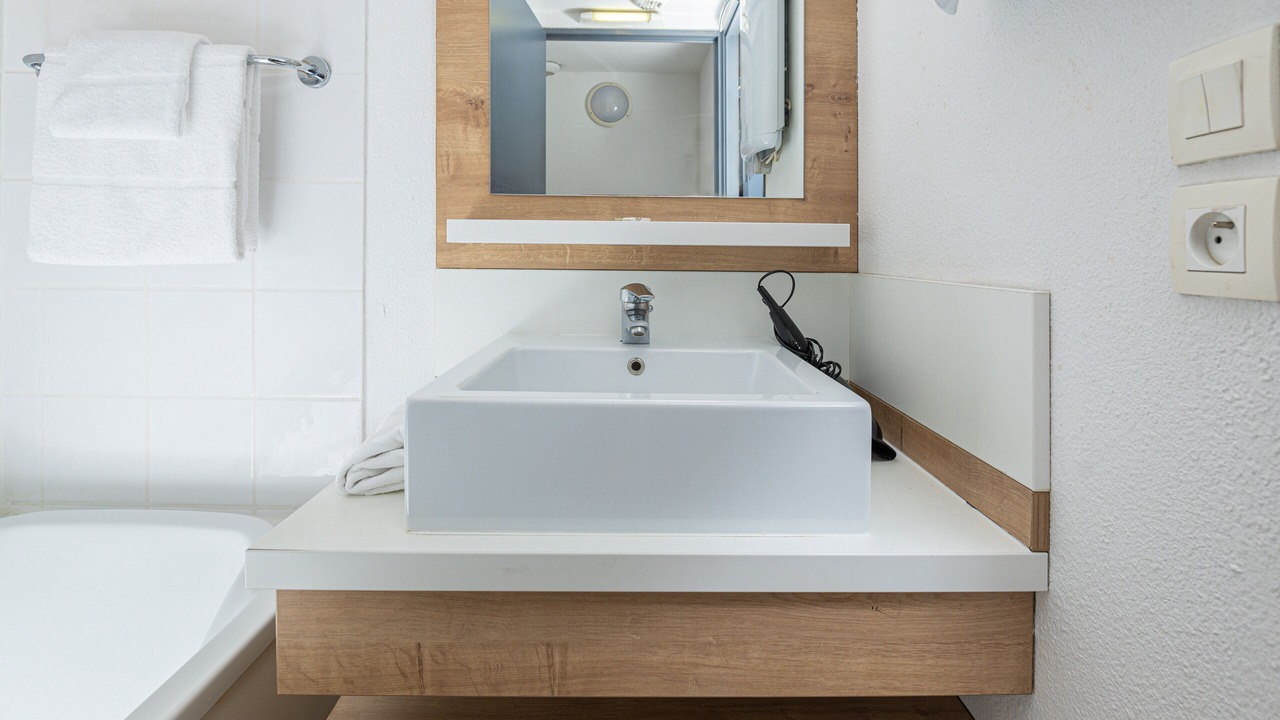 Photo of Bathroom in 8th Arrondissement