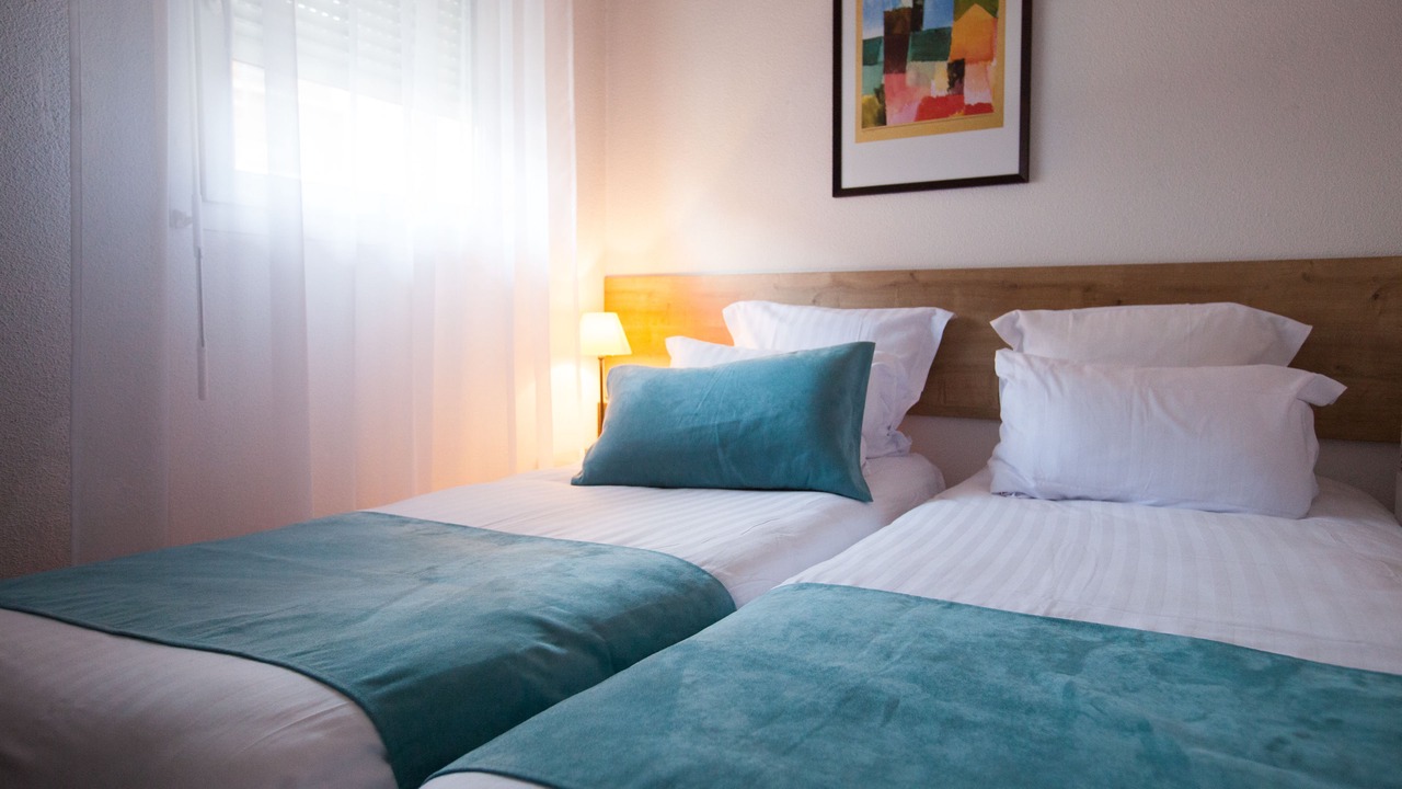 Photo of Bedroom in 8th Arrondissement