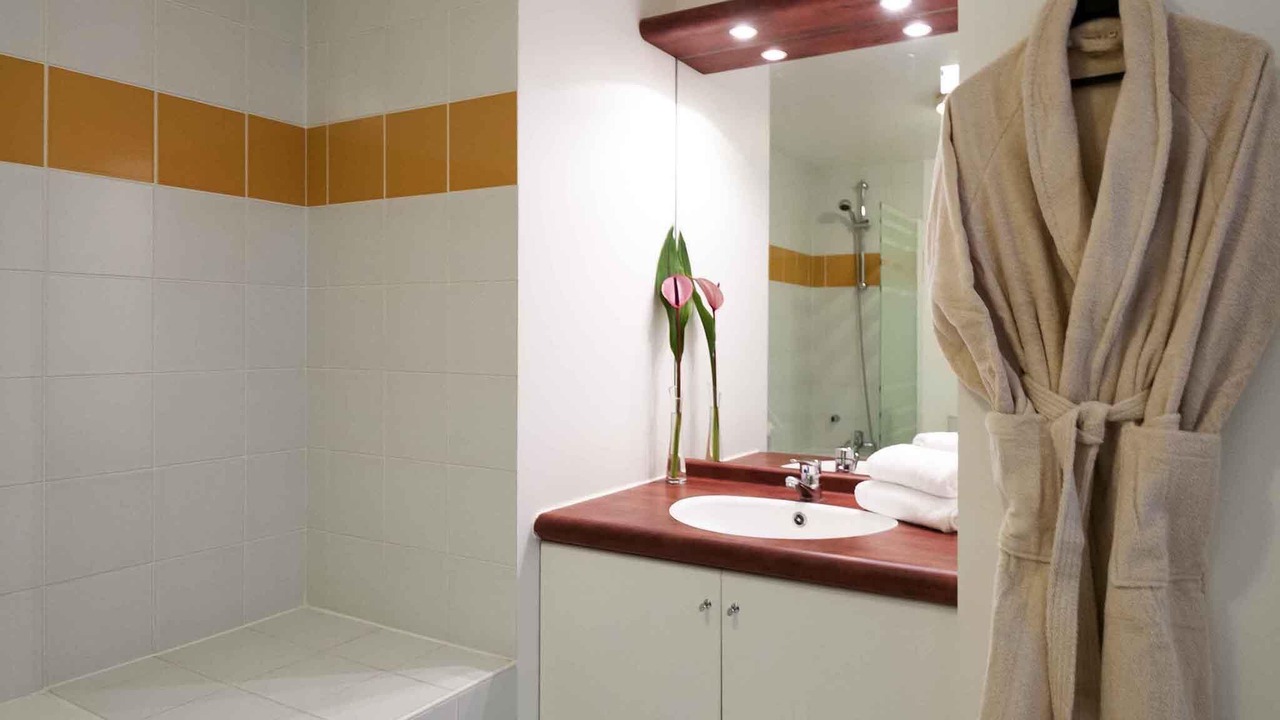 Photo of Bedroom in Vanves