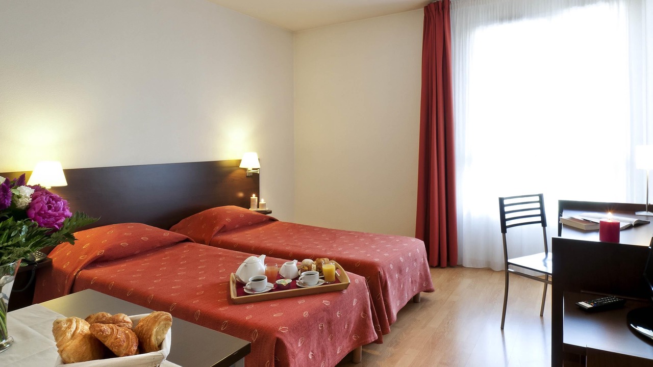 Photo of Bedroom in Vanves