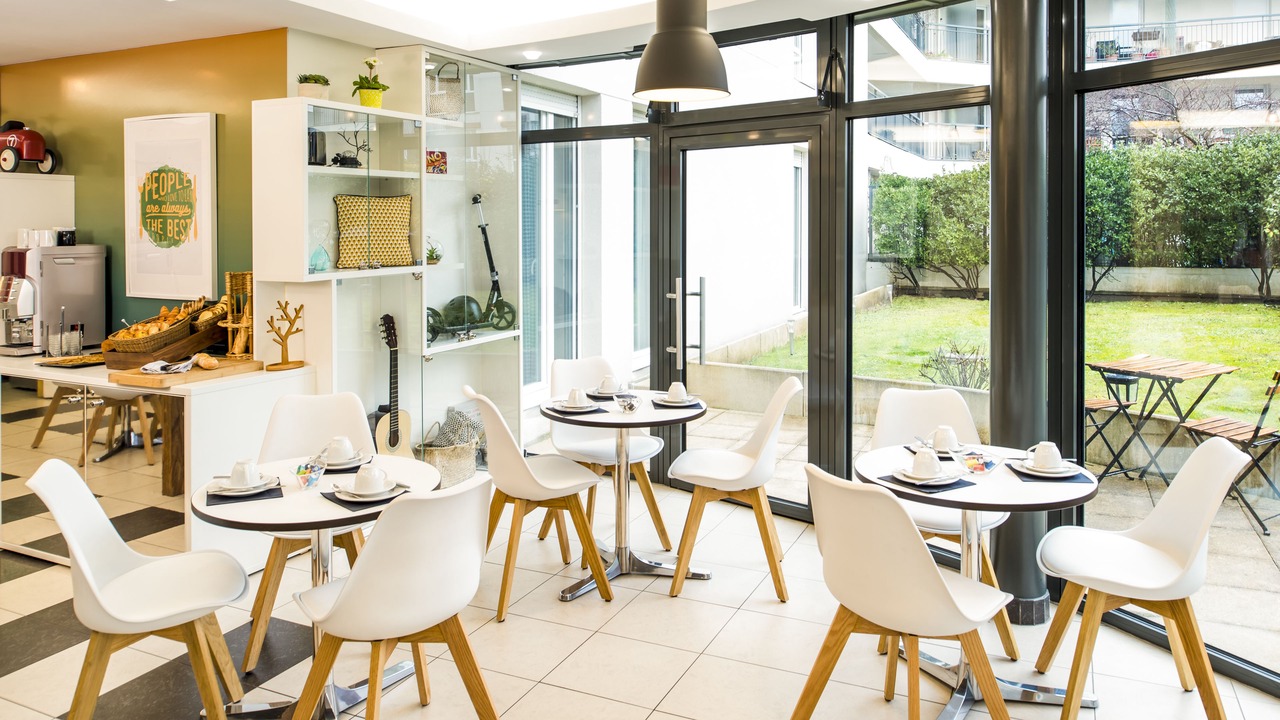 Photo of Others in Vanves